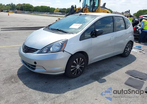 2011 Honda Fit z USA, uszkodzony, nr VIN JHMGE8H37BS007238